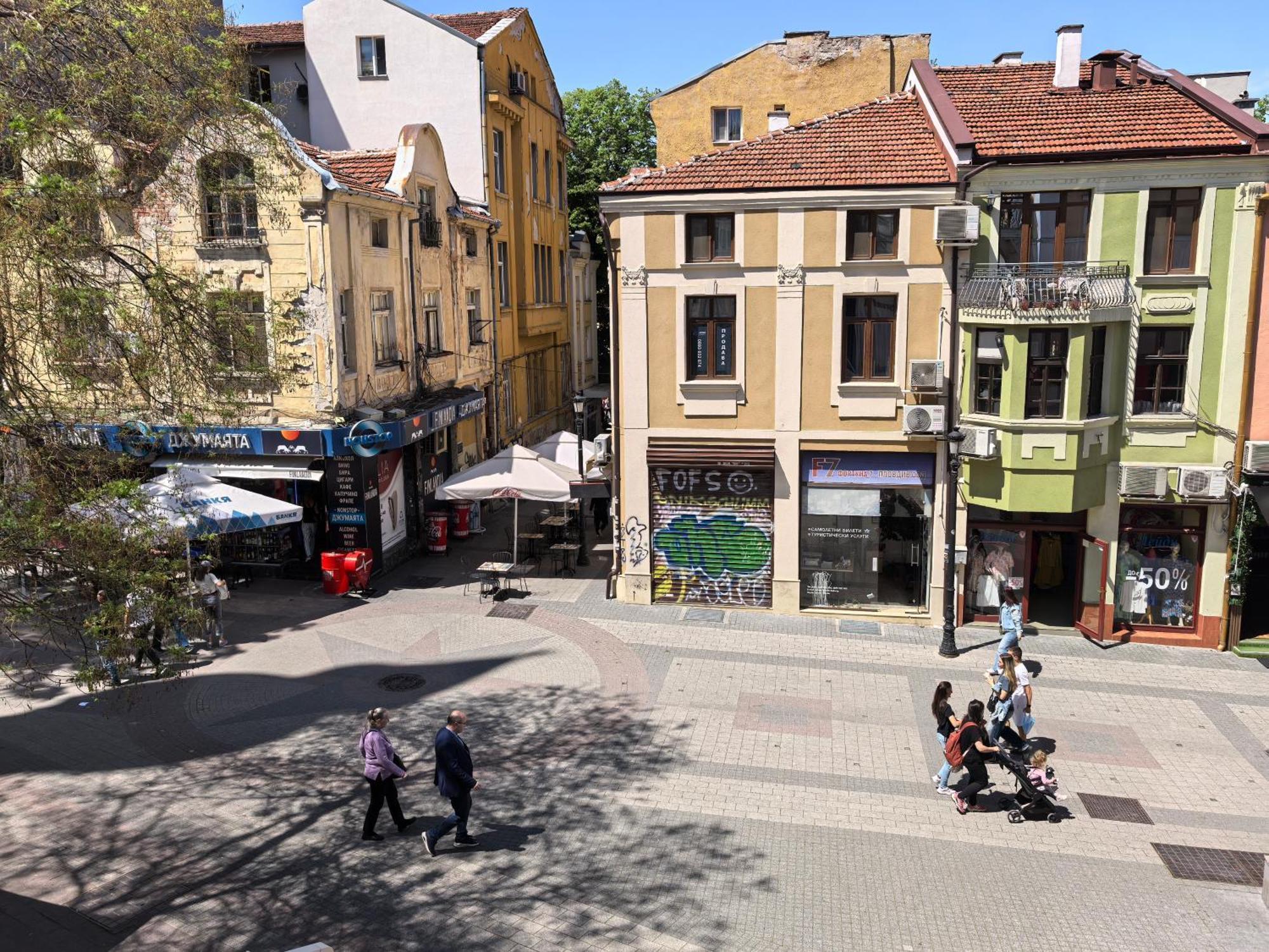 4 Rooms Пловдив Экстерьер фото